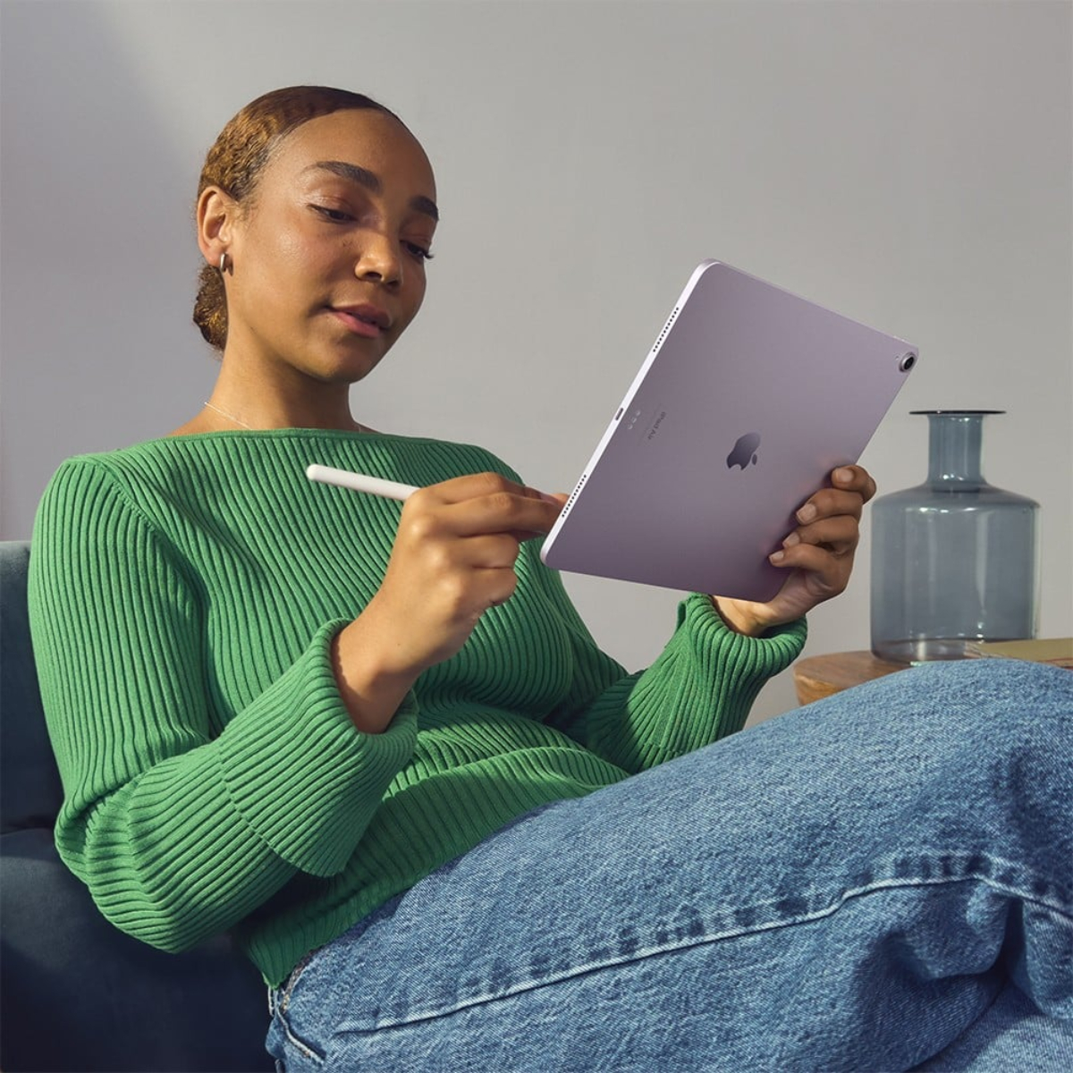 แอปเปิ้ล iPad รุ่น Air Wi-Fi + Cellular 13 นิ้ว ขนาด 128GB สี Starlight_4