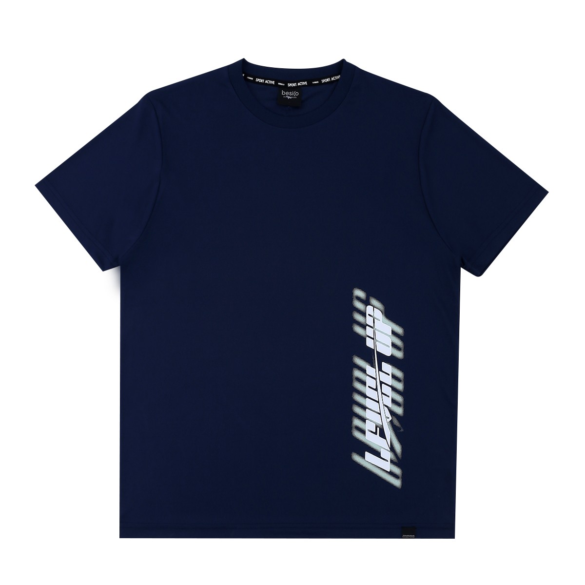 เบสิโค เสื้อยืดแขนสั้นพิมพ์ลาย สำหรับผู้ชาย รุ่น FTHL24Q2MS003 สีกรมท่า