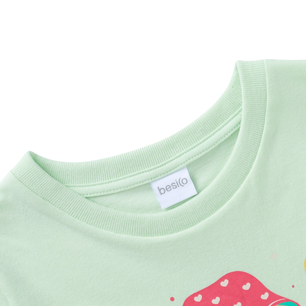 เบสิโค เสื้อยืดคอกลม สำหรับเด็กหญิง รุ่น BCAL2409LG008 สีเขียว_2