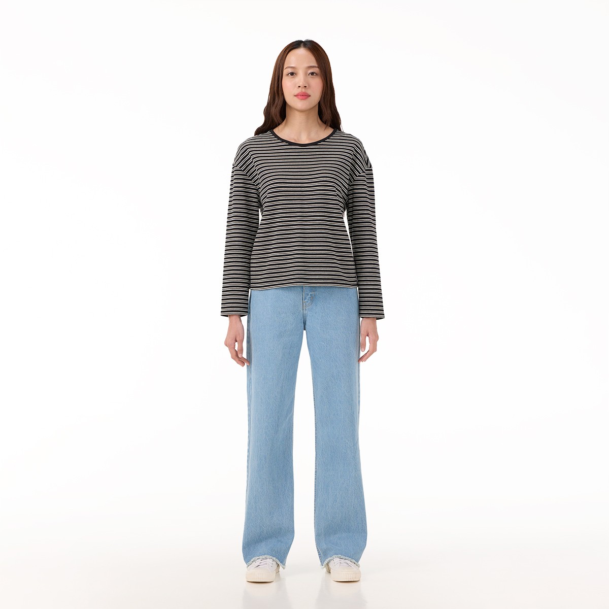 เบสิโค กางเกงยีนส์ทรง Straight สำหรับผู้หญิง รุ่น FVKI25Q2LC002 สียีนส์ฟอกอ่อน_2