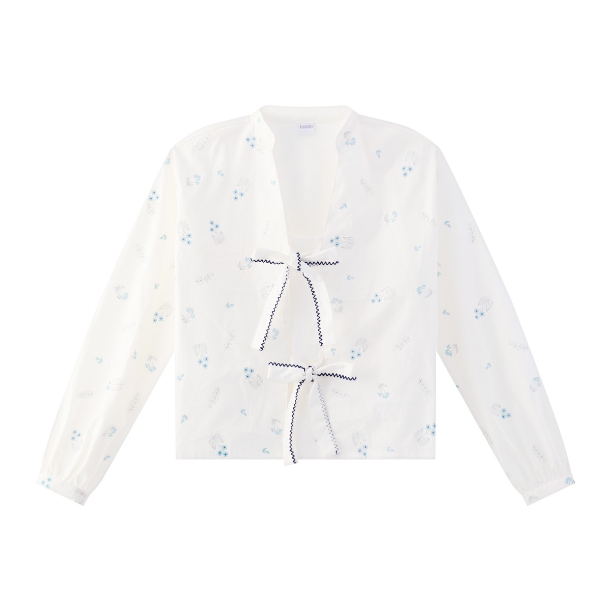 เบสิโค เสื้อเบลาส์ สำหรับผู้หญิง รุ่น FPPM26Q1LC004 สีขาว
