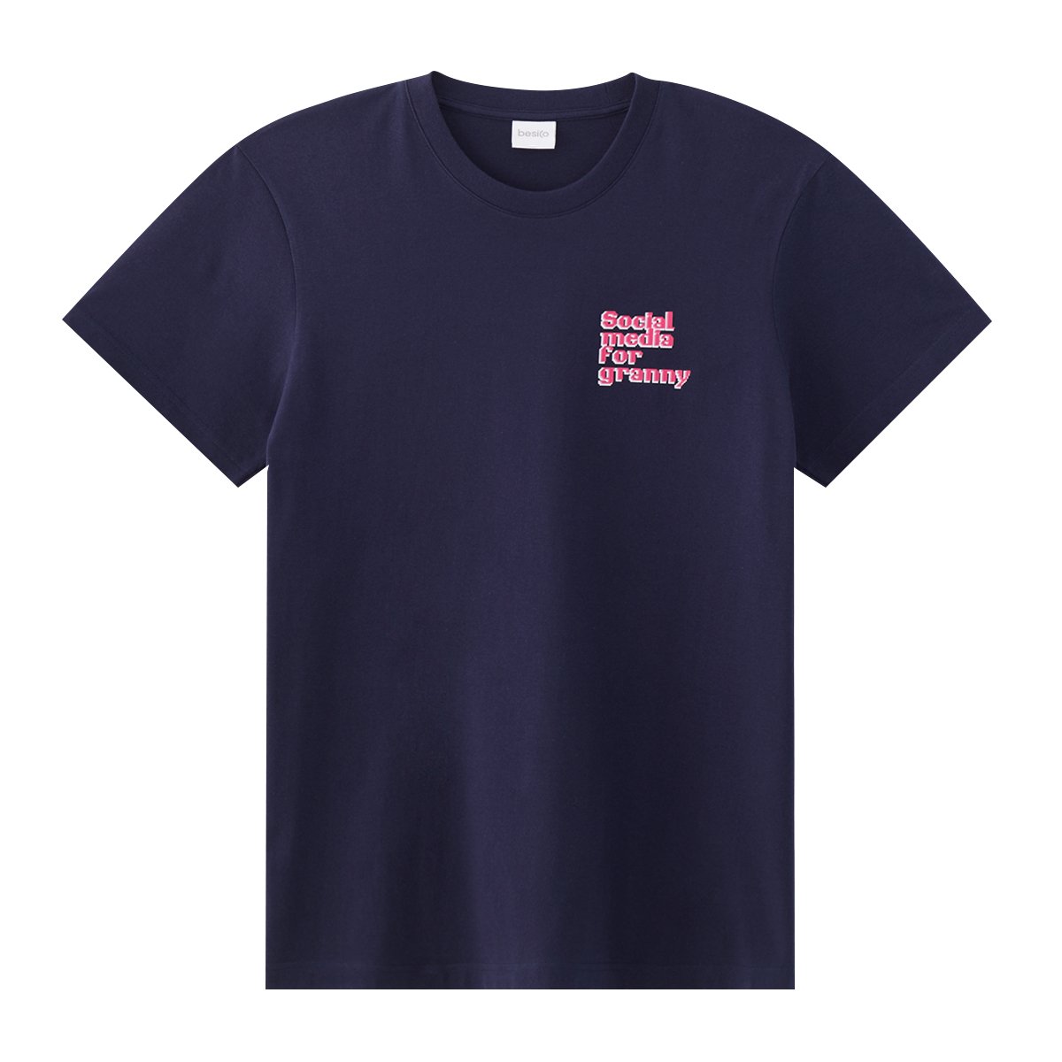 เบสิโค เสื้อยืดแขนสั้นพิมพ์ลาย สำหรับผู้ชาย รุ่น FASN25Q3YM007 สีน้ำเงิน