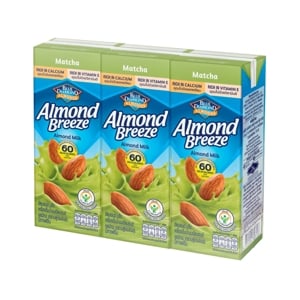 Blue Diamond Almond Breeze Matcha Flavor Almond Milk 180ml. Pack 3