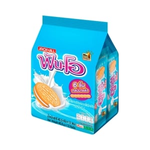 FUN-O Sandwich Cookies Filled with Milk Flavored Cream 40.5 g. Pack 12