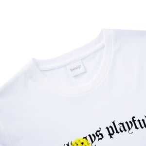 เบสิโค x สไมลีย์ เสื้อยืดแขนสั้น สำหรับผู้ชาย รุ่น FASN25Q3YM001 สีขาว_thumbnail_2