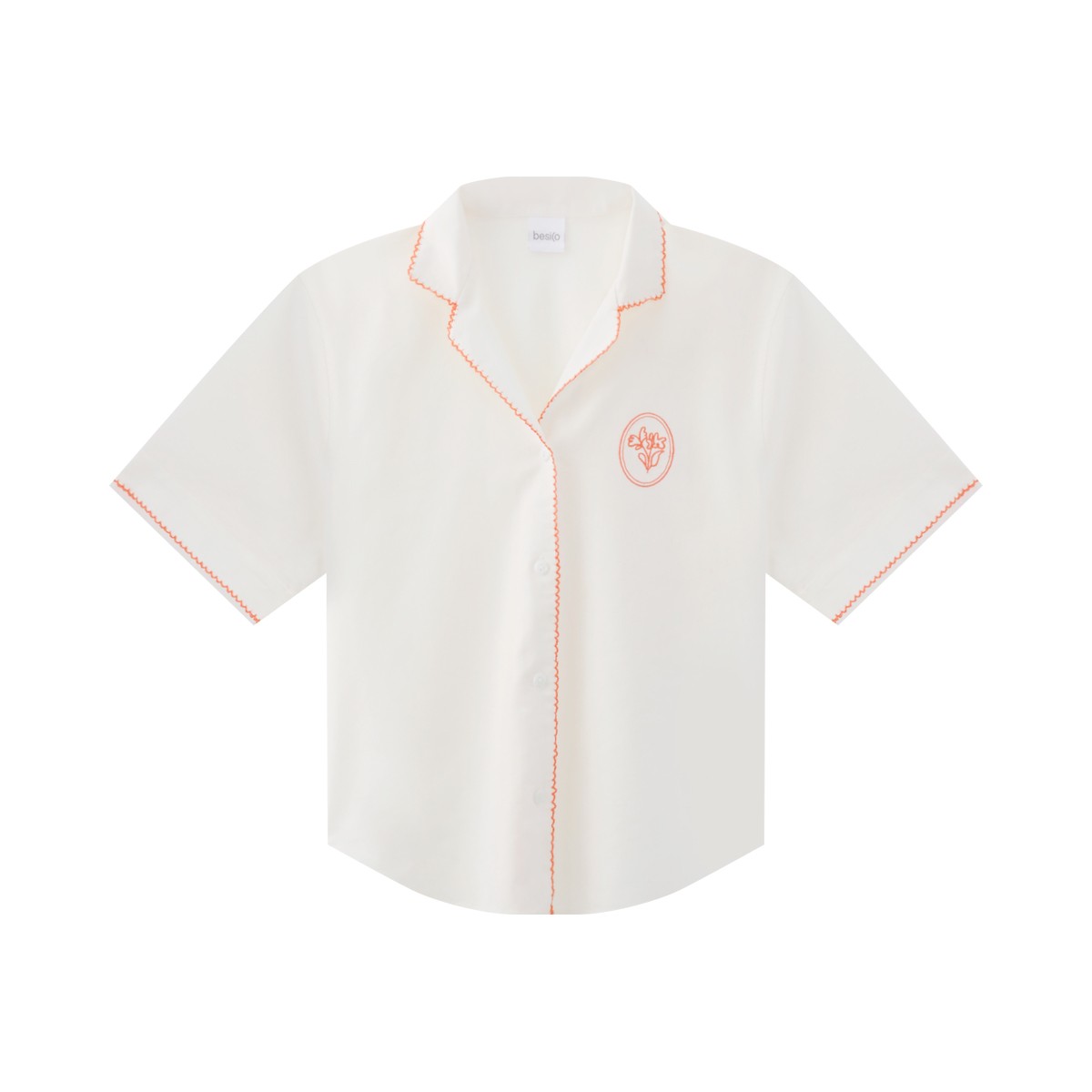 เบสิโค เสื้อผู้หญิง สีขาว