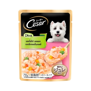 ซีซาร์ อาหารสุนัขชนิดเปียก สูตรเนื้อไก่พร้อมแครอทและฟักทองในเจลลี่ 70 ก.