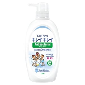 Kirei Kirei Clean and Protect Bath 500ml.